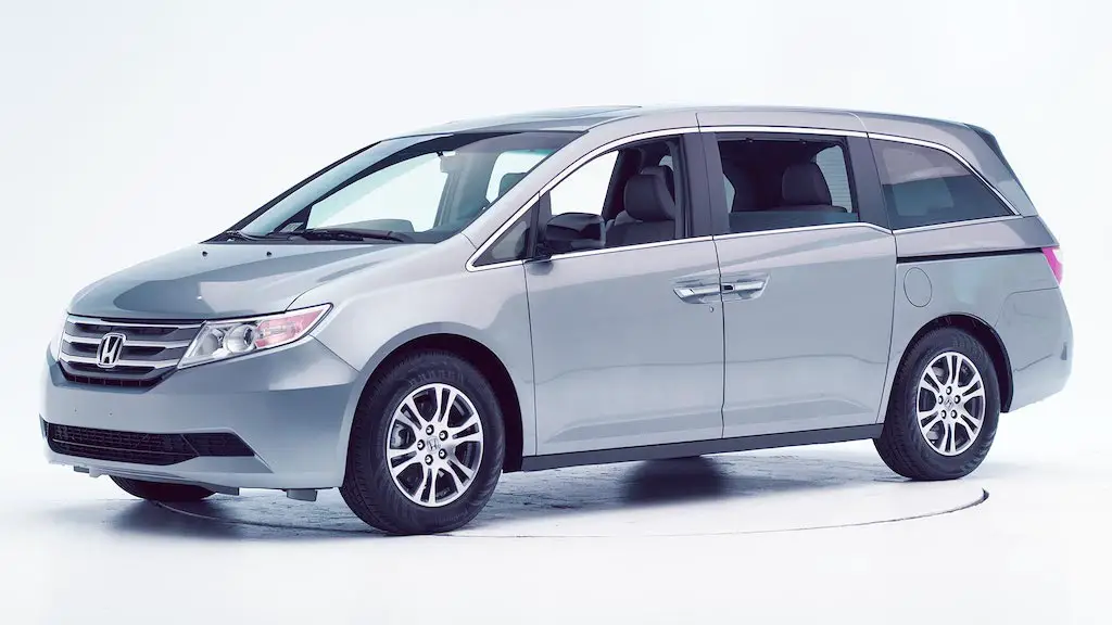 2012 Honda Odyssey, one of the best used cars under 15000 for transporting a large family.