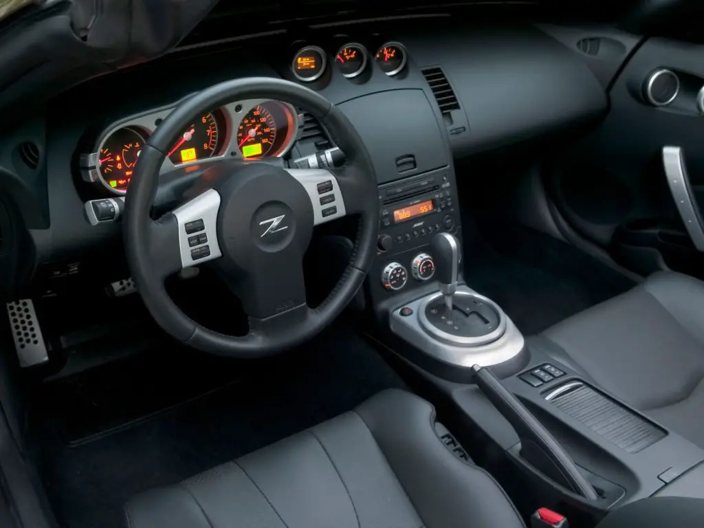 350Z interior